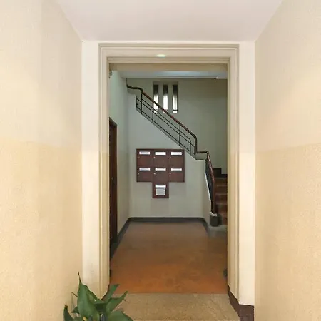 Flh Spacious Flat דירה
