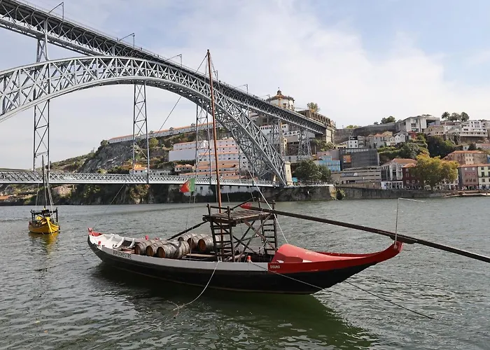 Flh Spacious Flat Lägenhet Oporto